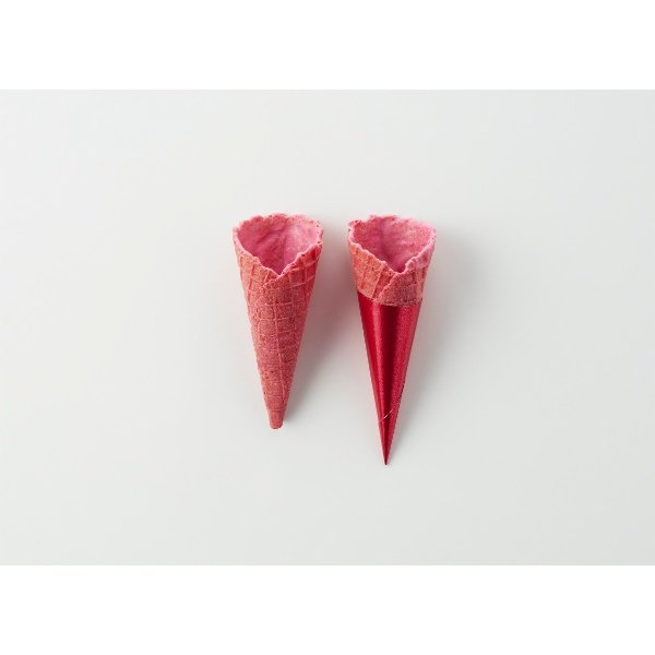 LA ROSE NOIRE VALRHONA Mini cônes sucrés fraise x140 pièces 420gr